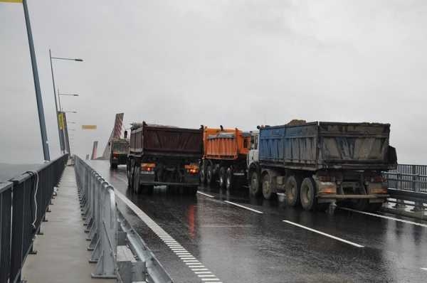Próbne obciążenia mostu przez Wisłę koło Kwidzyna