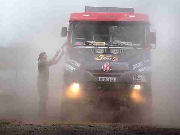 Dakar 2015: wybuchowy etap, mocne przetarcie duetu LOTTO