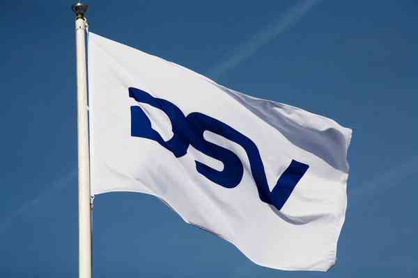 DSV wspiera produkcję Mercedesów