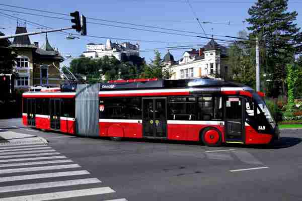 Innowacyjne trolejbusy Solarisa pojadą do Esslingen