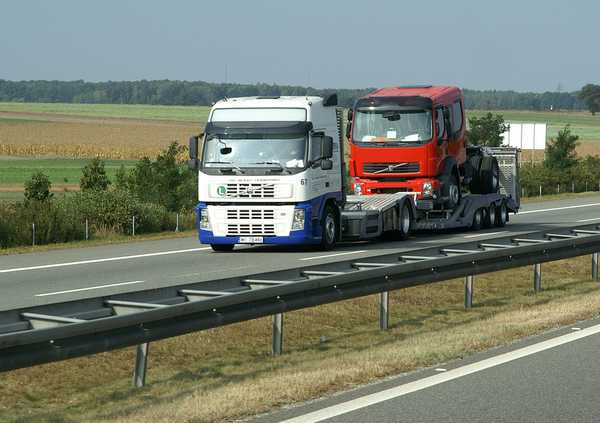 Ubezpieczenie ciężarówki - o czym trzeba pamiętać?