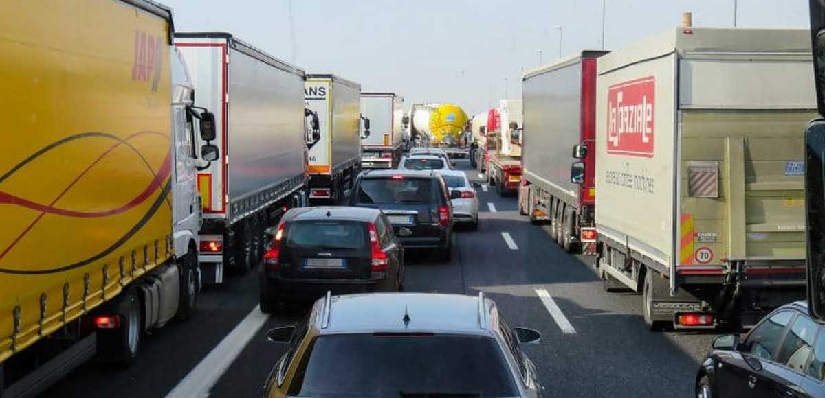 Kierowcy ciężarówek z Europy wschodniej unikają opłat na norweskich autostradach