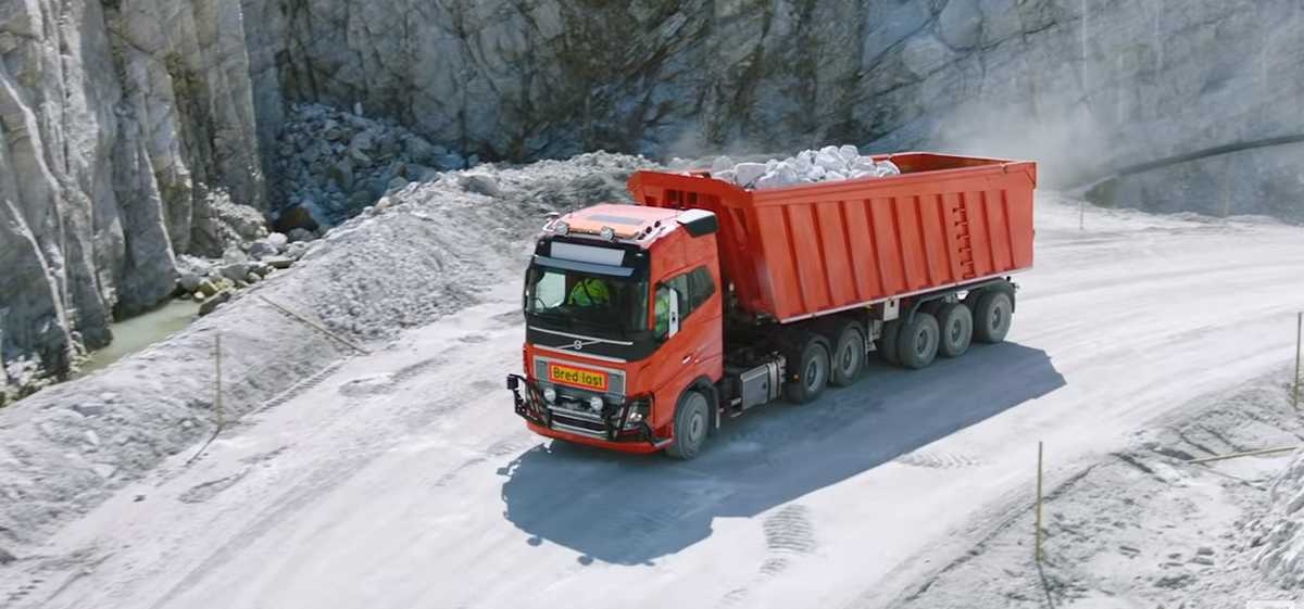 6 autonomicznych ciężarówek Volvo rozpocznie pracę w kopalni