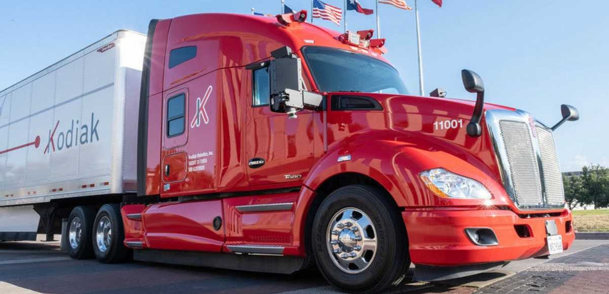 Kodiak Robotics świadczy usługi transportowe autonomicznymi ciężarówkami