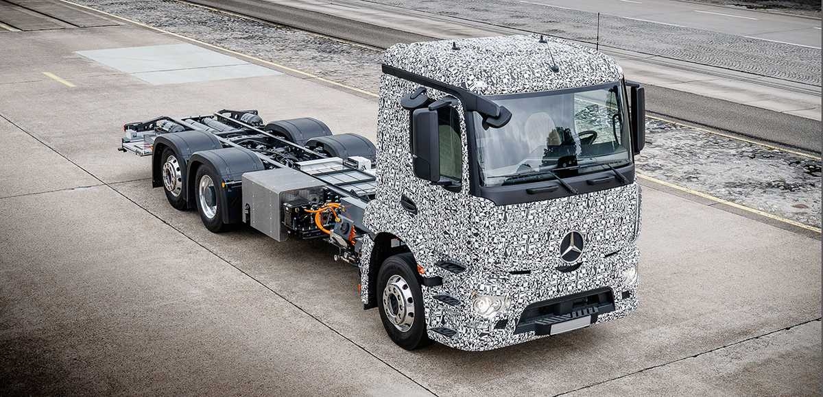Elektryczna ciężarówka miejska - Mercedes-Benz eActros