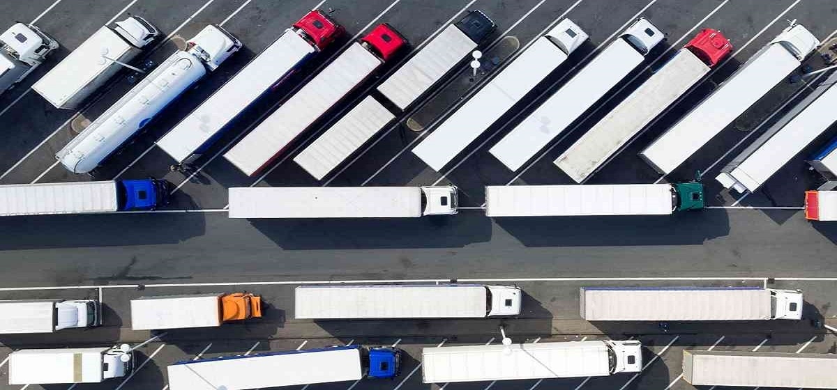 Nowych 100 miejsc parkingowych dla samochodów ciężarowych