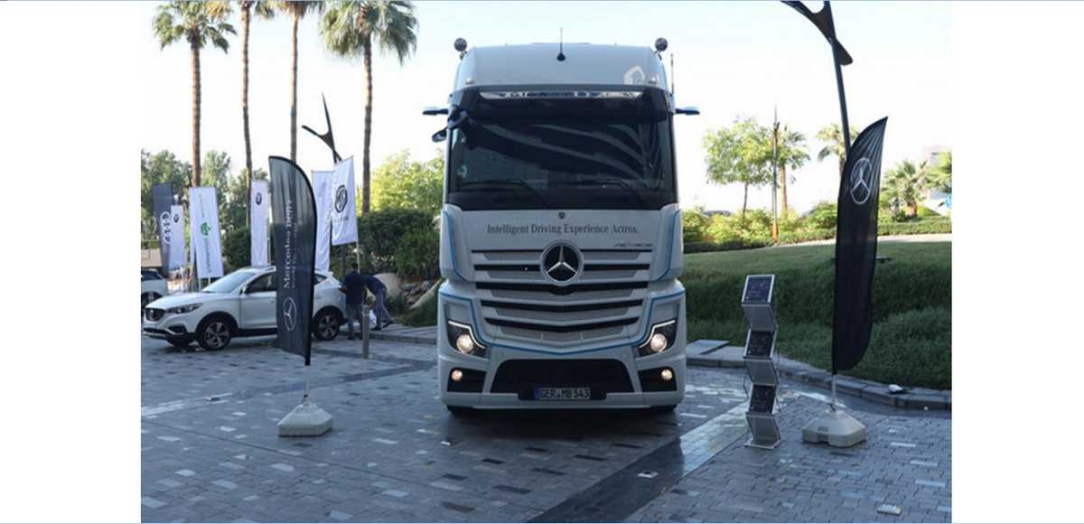 Mercedes-Benz Actros na testach w Zjednoczonych Emiratach Arabskich