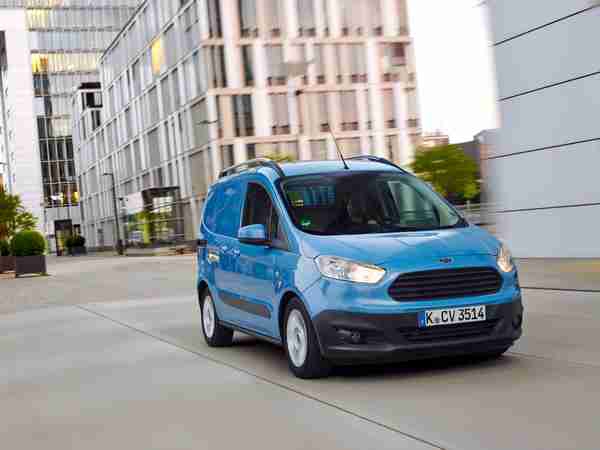 Nowy Ford Transit Courier