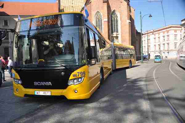 Mobilis testuje autobus Scania CityWide